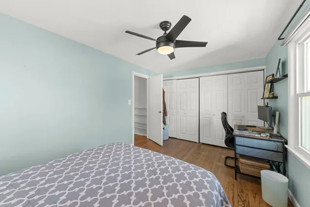 $475,000 | 425 Wakeman Avenue, Wheaton, IL 60187