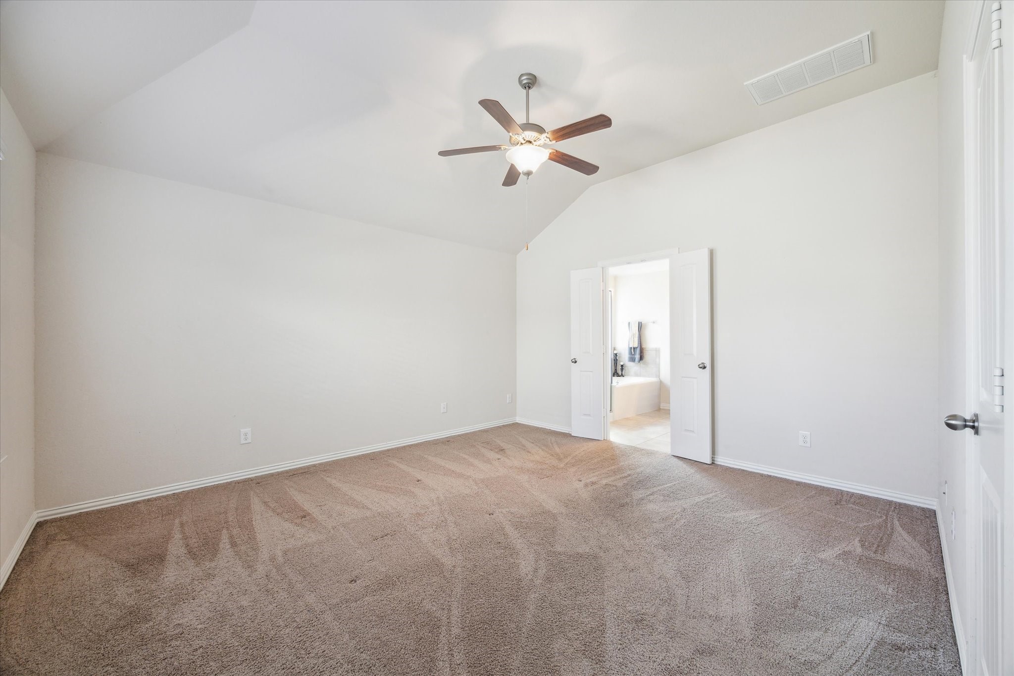 5213 Kendall Glen Court Rosharon, TX 77583 - Photo 5 of 11