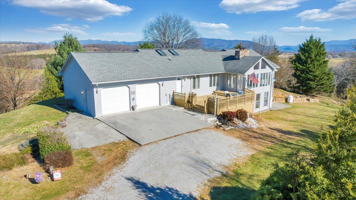 242 Trevey Road Buchanan, VA 24066 - Photo 2 of 126 02-DJI_20231123100752_0041_D_MIB