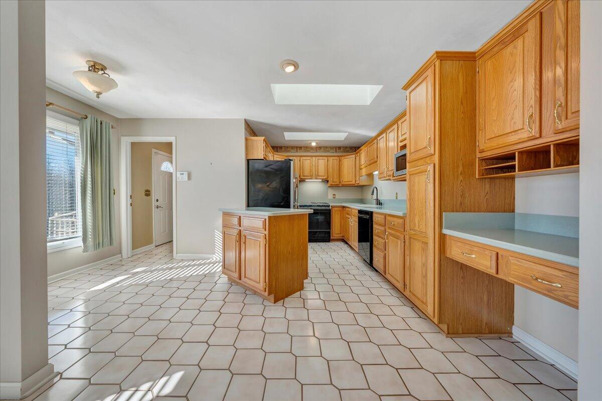 242 Trevey Road Buchanan, VA 24066 - Photo 4 of 126 04-MIB01578