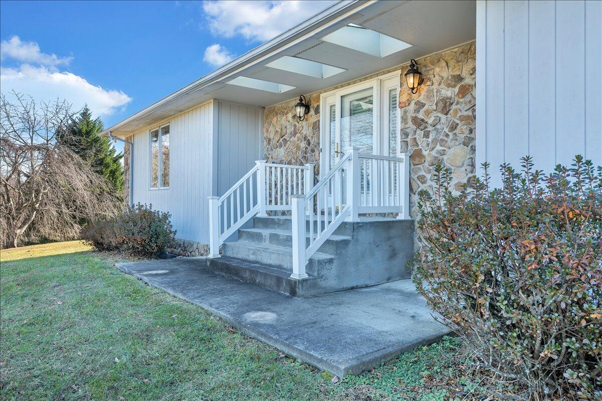 242 Trevey Road Buchanan, VA 24066 - Photo 55 of 126 53-MIB01728