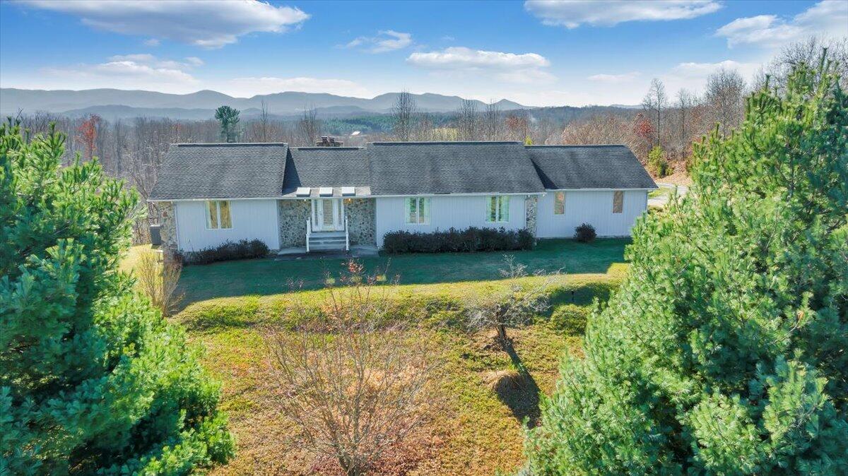 242 Trevey Road Buchanan, VA 24066 - Photo 70 of 126 68-DJI_20231123095658_0012_D_MIB