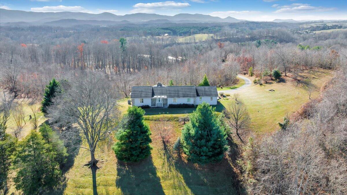 242 Trevey Road Buchanan, VA 24066 - Photo 71 of 126 69-DJI_20231123095720_0013_D_MIB