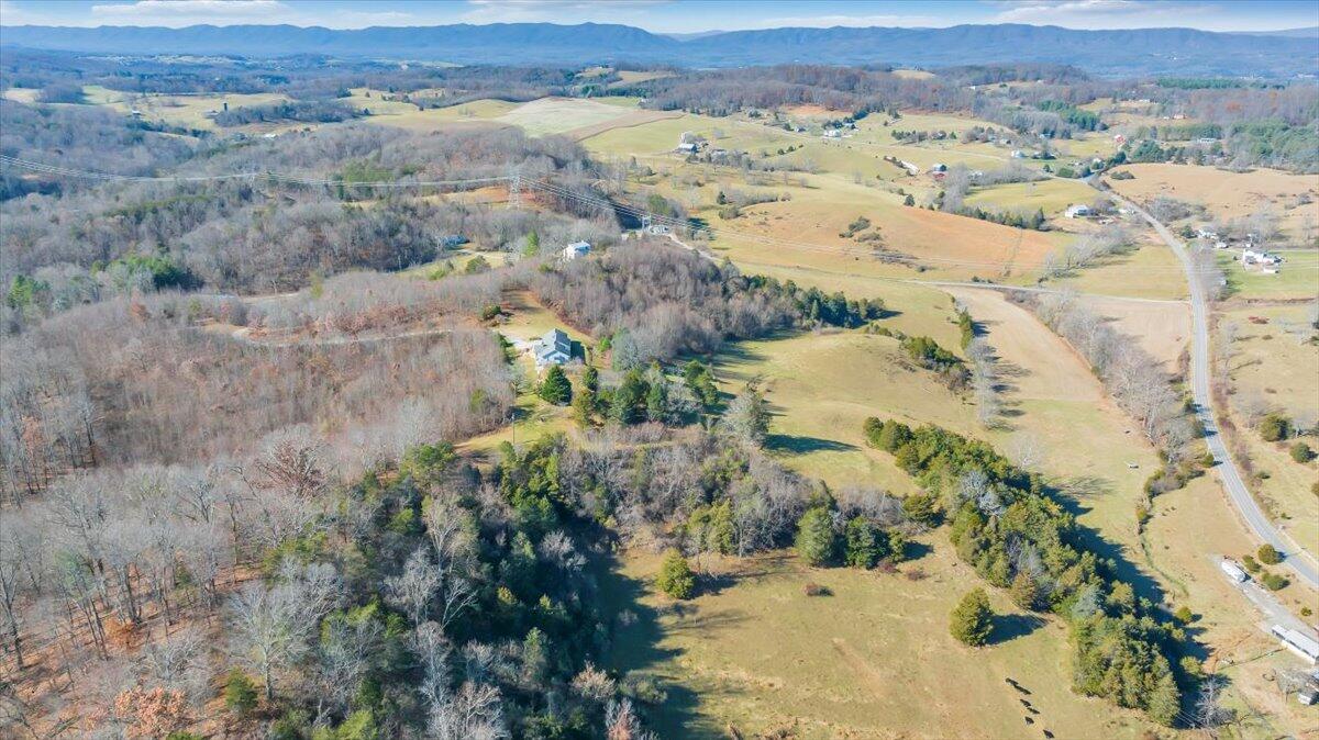 242 Trevey Road Buchanan, VA 24066 - Photo 81 of 126 79-DJI_20231123100135_0023_D_MIB