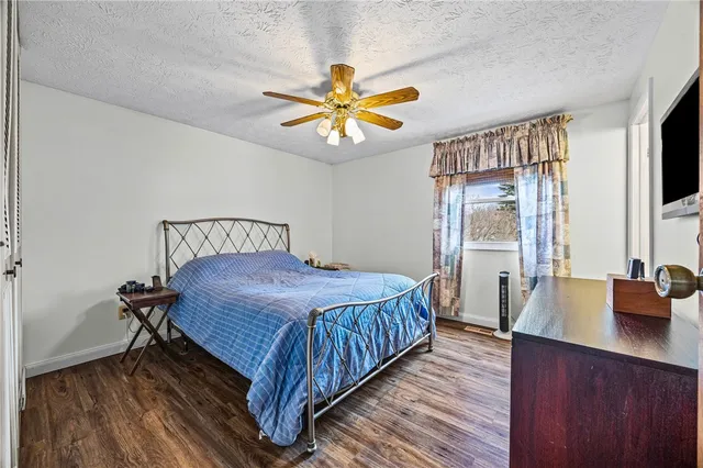 $289,900 | 842 Independence Drive, Webster, NY 14580