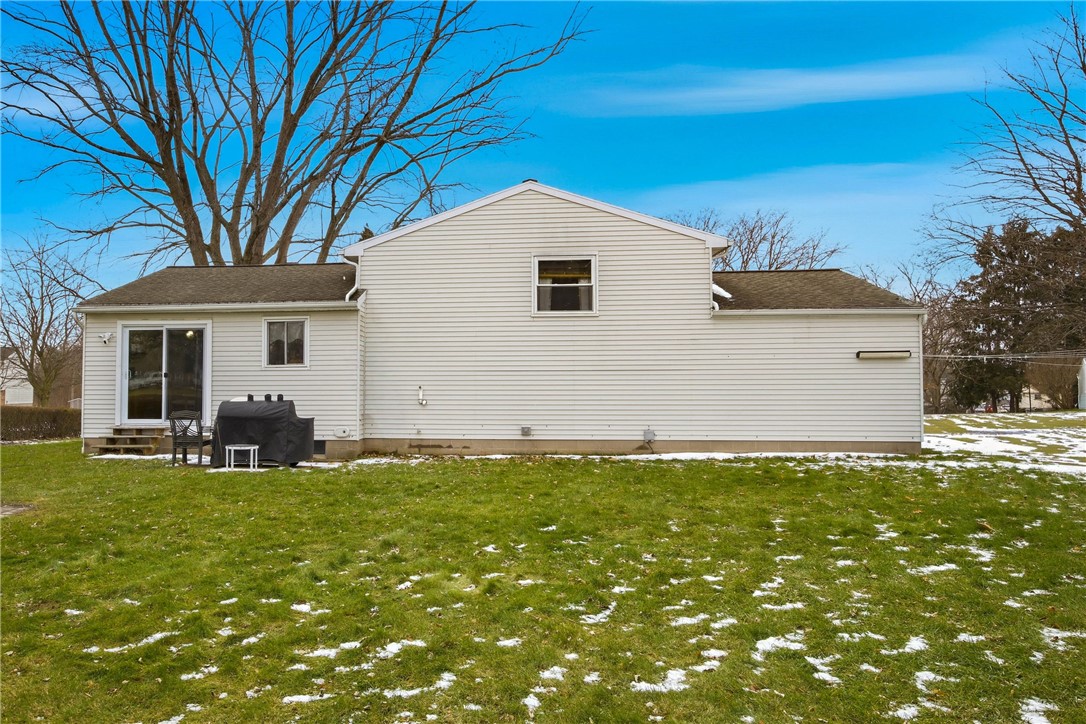 842 Independence Drive Webster, NY 14580 - Photo 28 of 29 Backyard