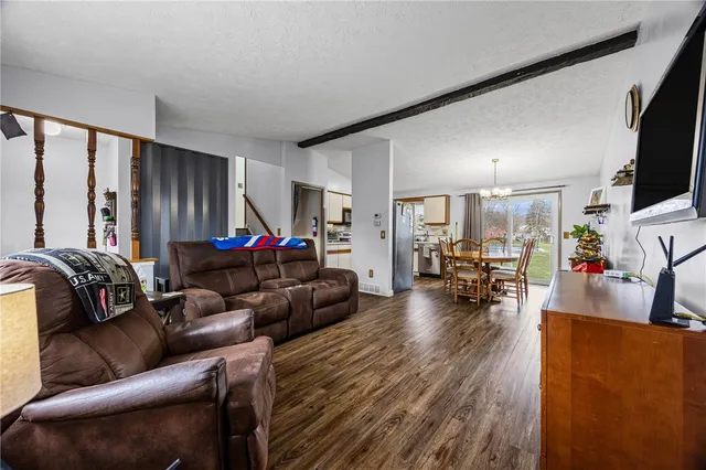 $289,900 | 842 Independence Drive, Webster, NY 14580