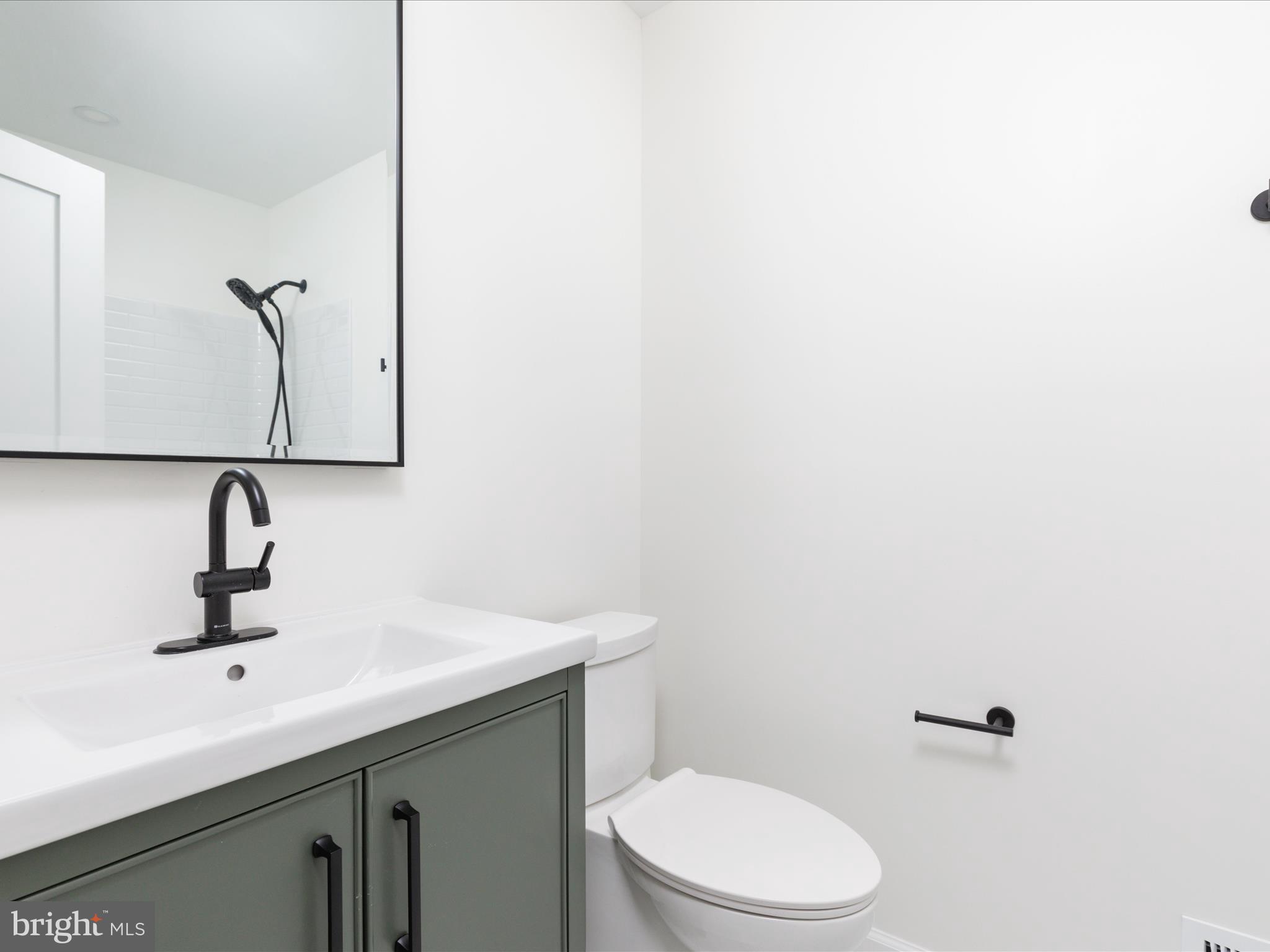 8009 Sleepy View Lane Springfield, VA 22153 - Photo 17 of 54 2E6A8814_8009 Sleepy View Ln -Absolute Altitude -