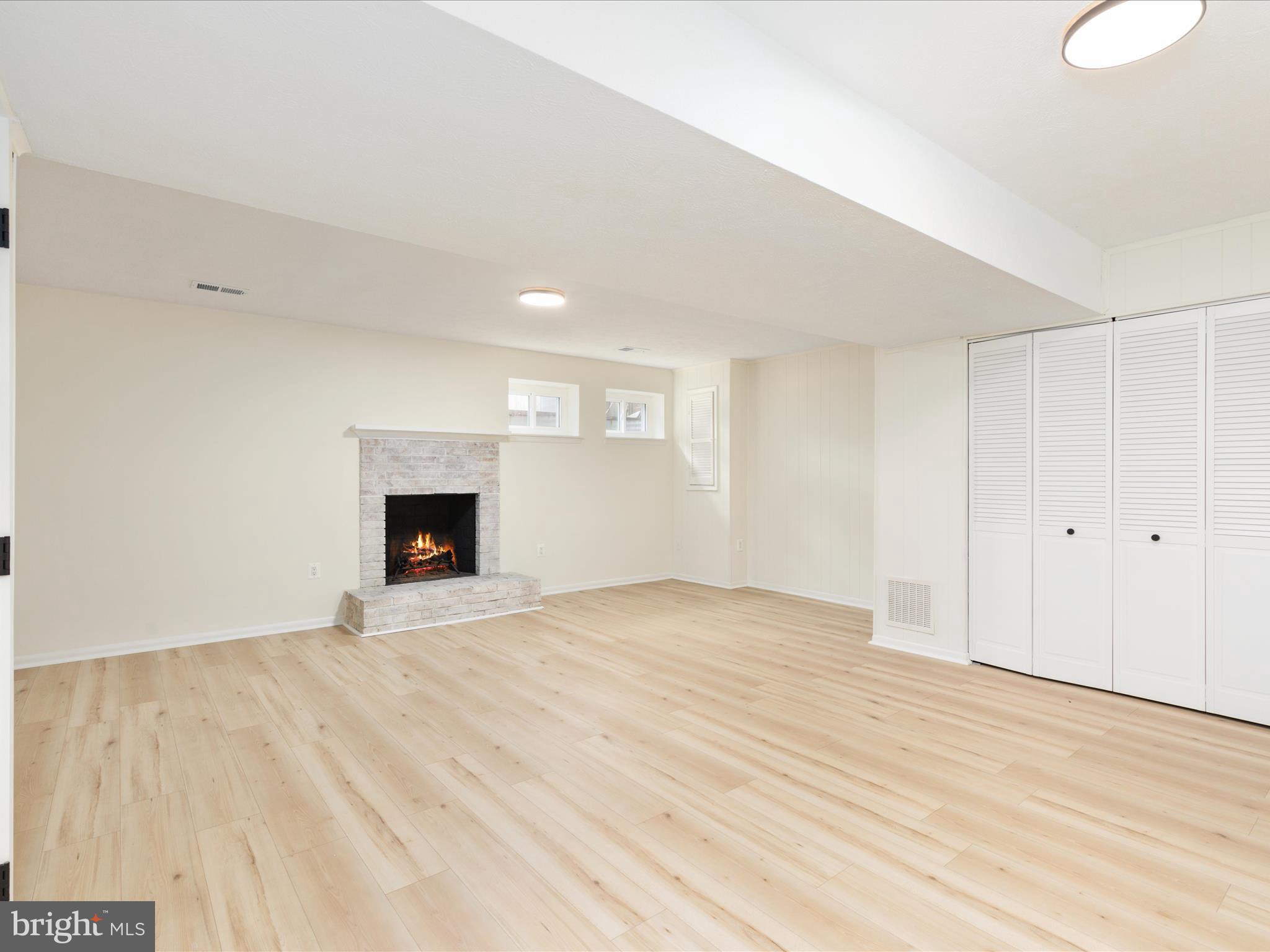 8009 Sleepy View Lane Springfield, VA 22153 - Photo 28 of 54 2E6A8919_8009 Sleepy View Ln -Absolute Altitude -
