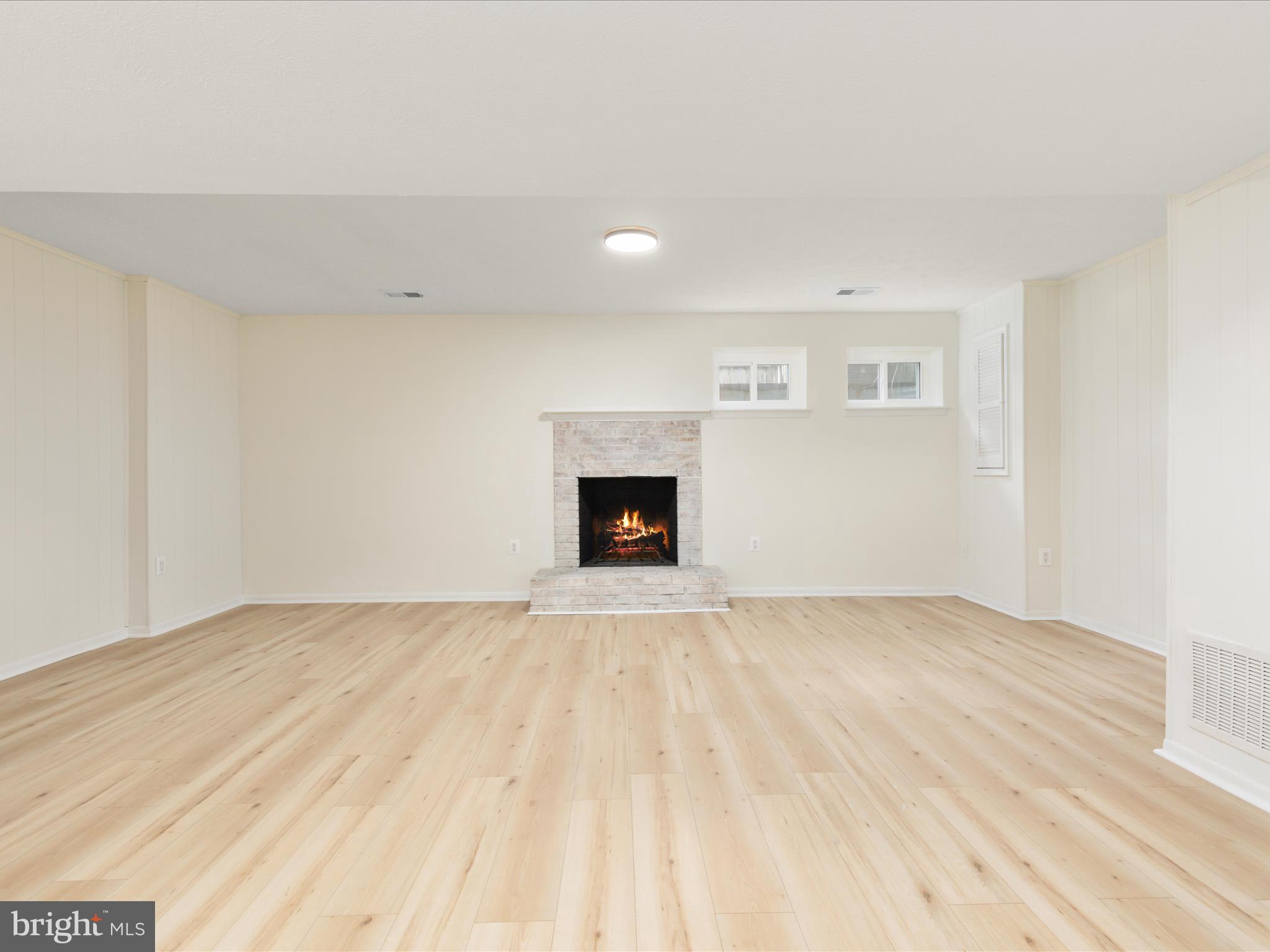 8009 Sleepy View Lane Springfield, VA 22153 - Photo 29 of 54 2E6A8923_8009 Sleepy View Ln -Absolute Altitude -