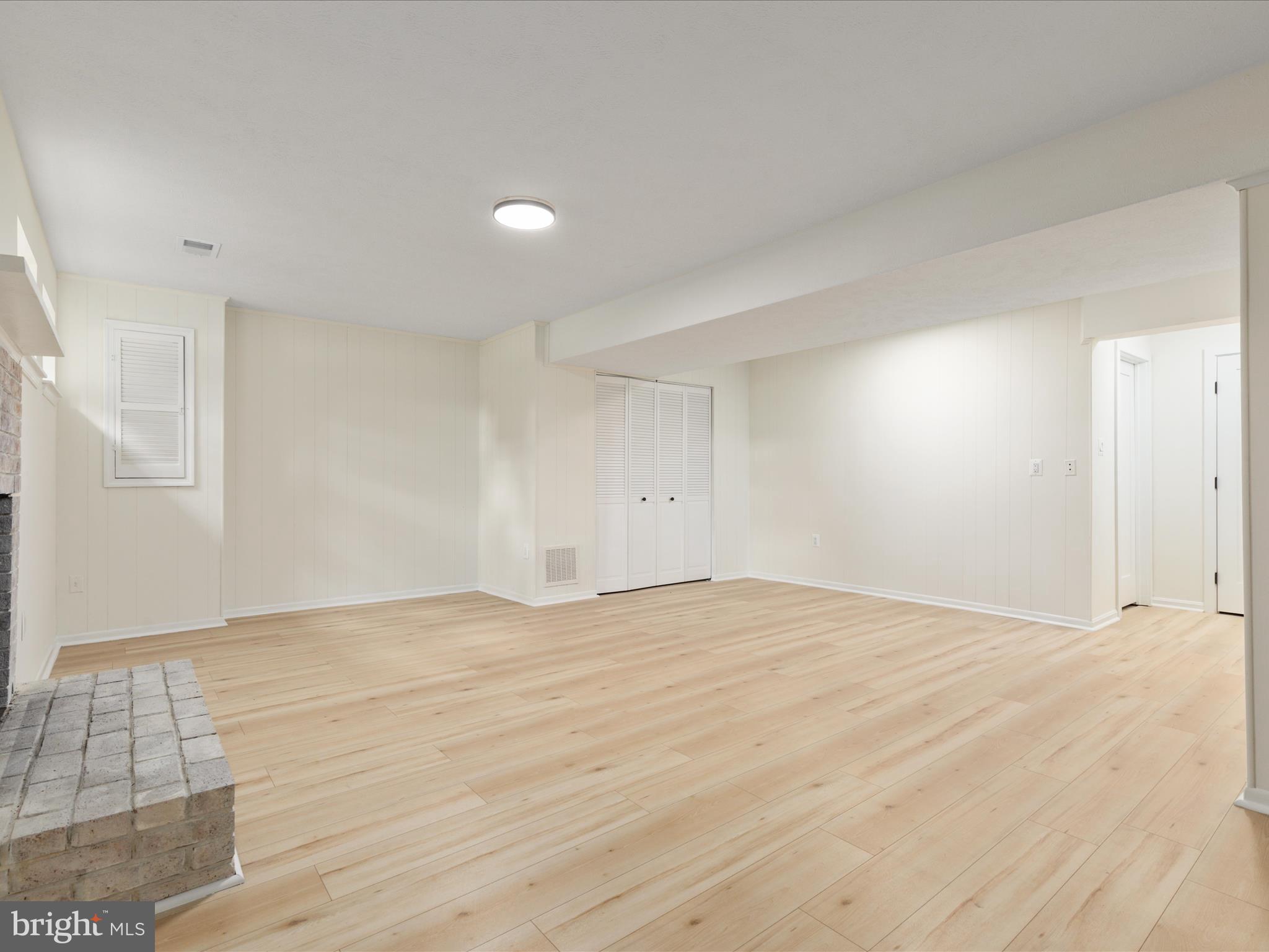 8009 Sleepy View Lane Springfield, VA 22153 - Photo 31 of 54 2E6A8935_8009 Sleepy View Ln -Absolute Altitude -