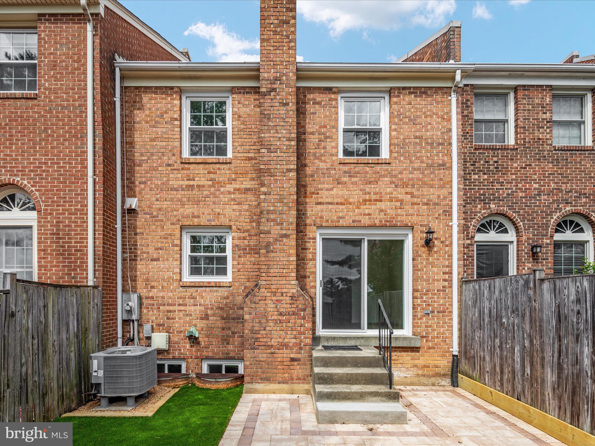 8009 Sleepy View Lane Springfield, VA 22153 - Photo 35 of 54 2E6A8780_8009 Sleepy View Ln -Absolute Altitude -
