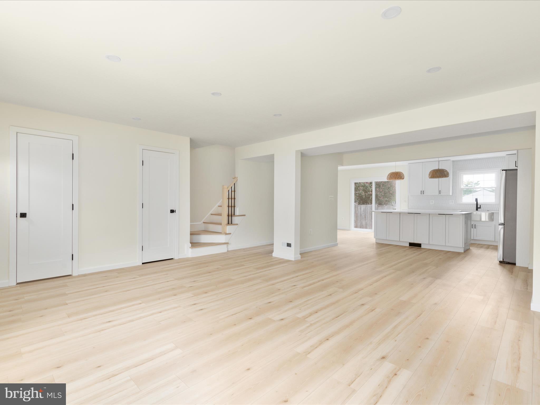 8009 Sleepy View Lane Springfield, VA 22153 - Photo 5 of 54 2E6A8860_8009 Sleepy View Ln -Absolute Altitude -