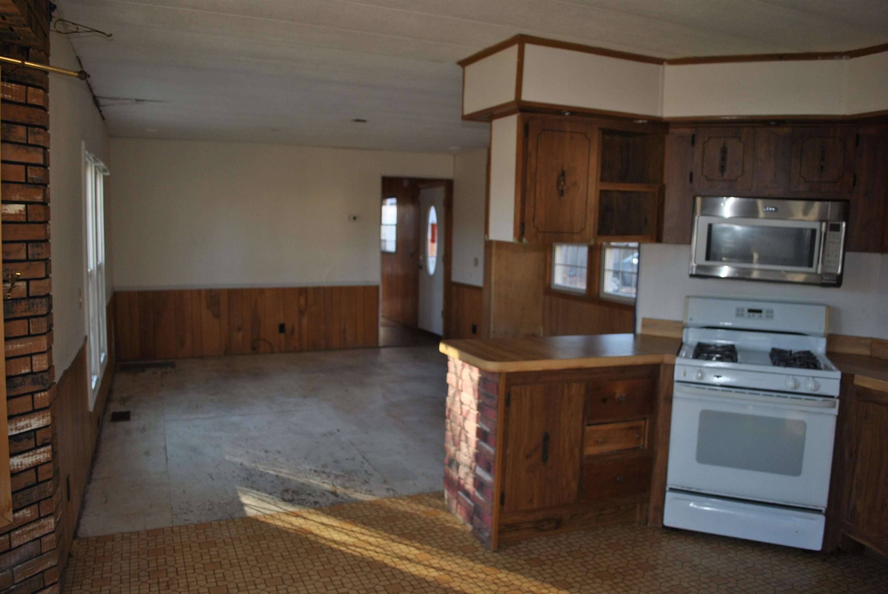 18 Silver Bell Mobile Home Park Rochester, NH 03868 - Photo 11 of 19