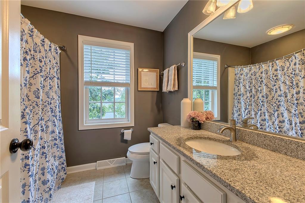 7010 Crider Road Mars, PA 16046 - Photo 23 of 32