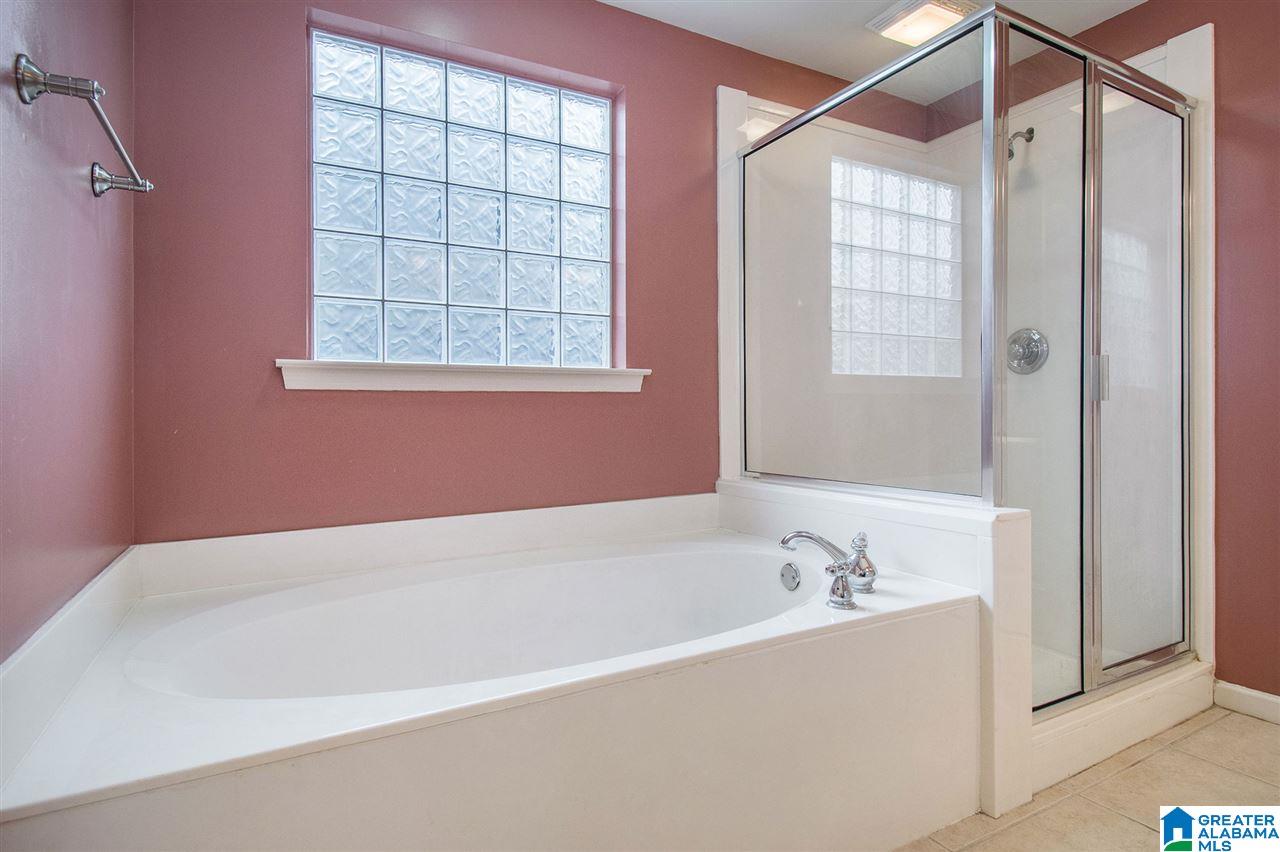 1028 Riviera Drive Calera, AL 35040 - Photo 19 of 39