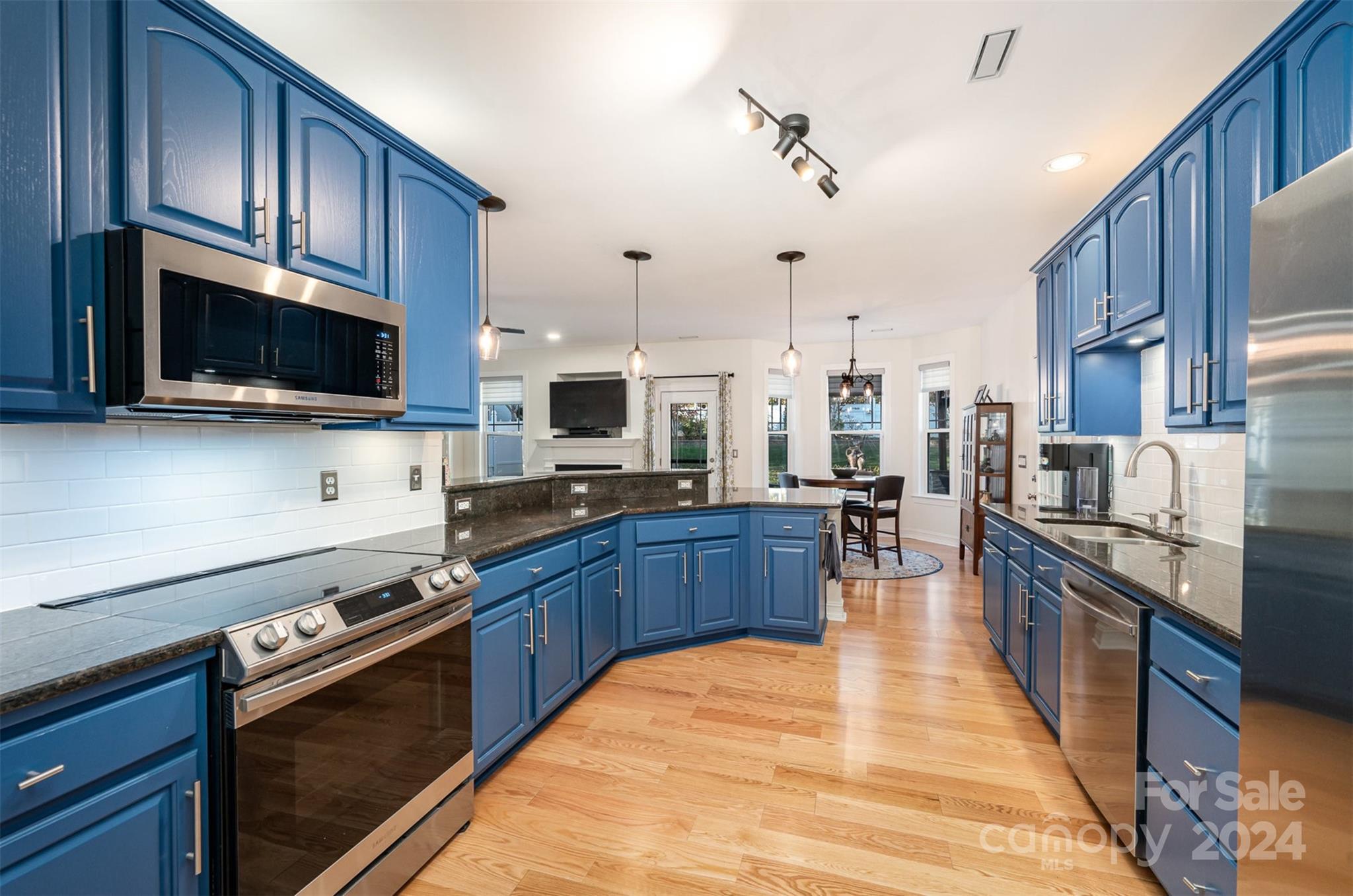 9410 Glenecho Drive Cornelius, NC 28031 - Photo 6 of 33