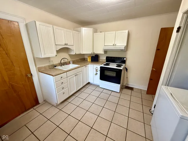 $124,900 | 1400 South Anderson Street, Elwood, IN 46036