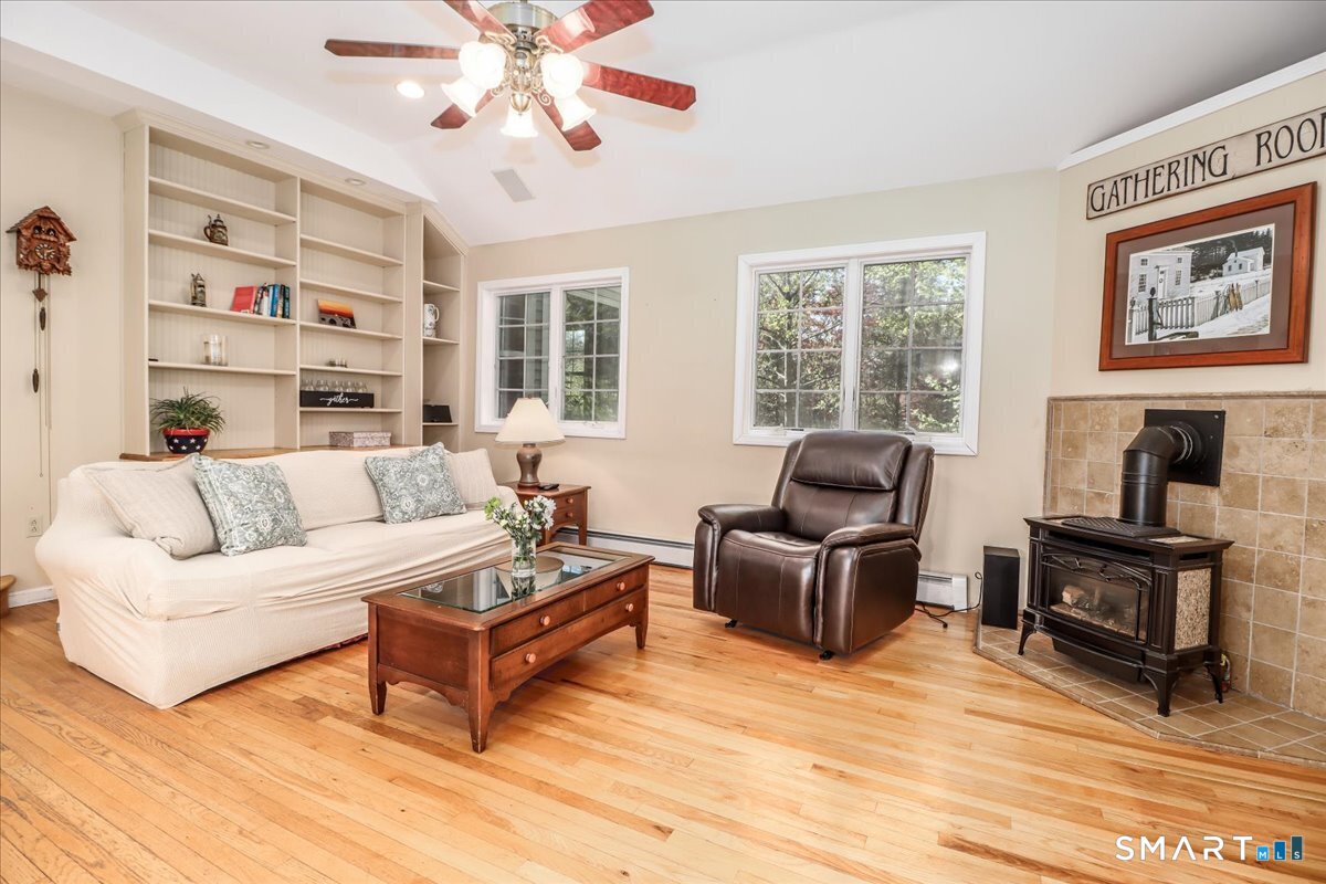 315 Booth Hill Road Trumbull, CT 06611 - Photo 11 of 33