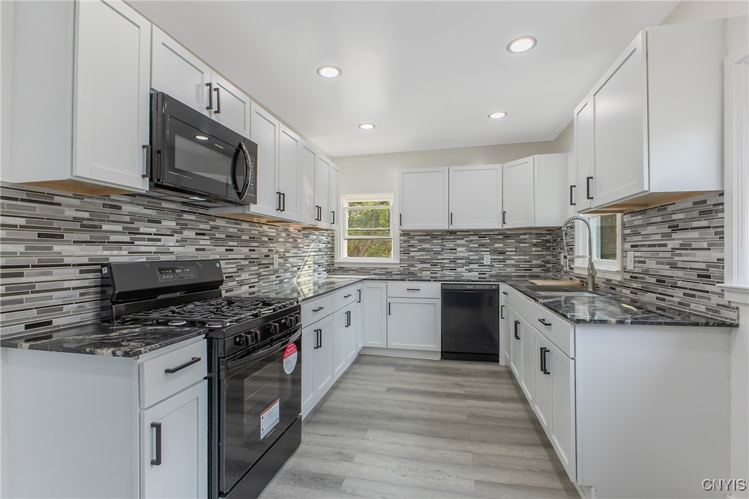 133 Ruth Avenue Syracuse, NY 13210 - Photo 5 of 11