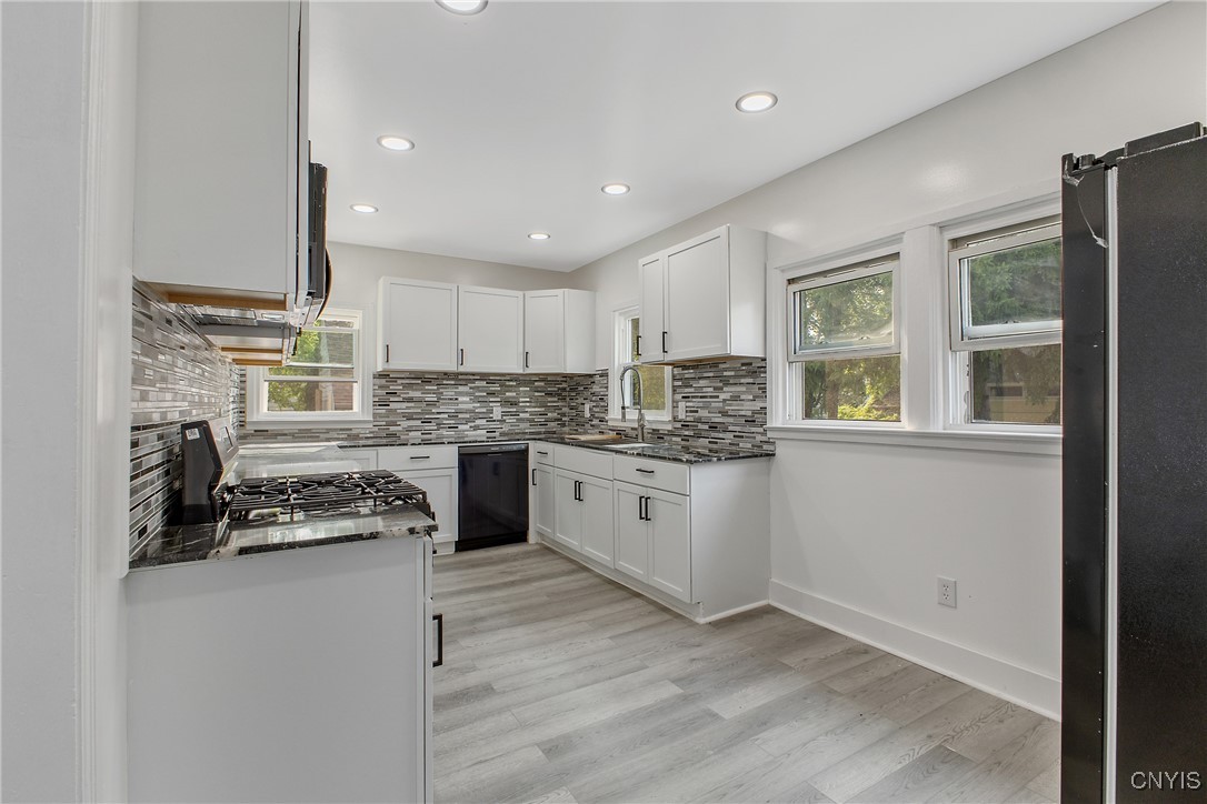 133 Ruth Avenue Syracuse, NY 13210 - Photo 6 of 11