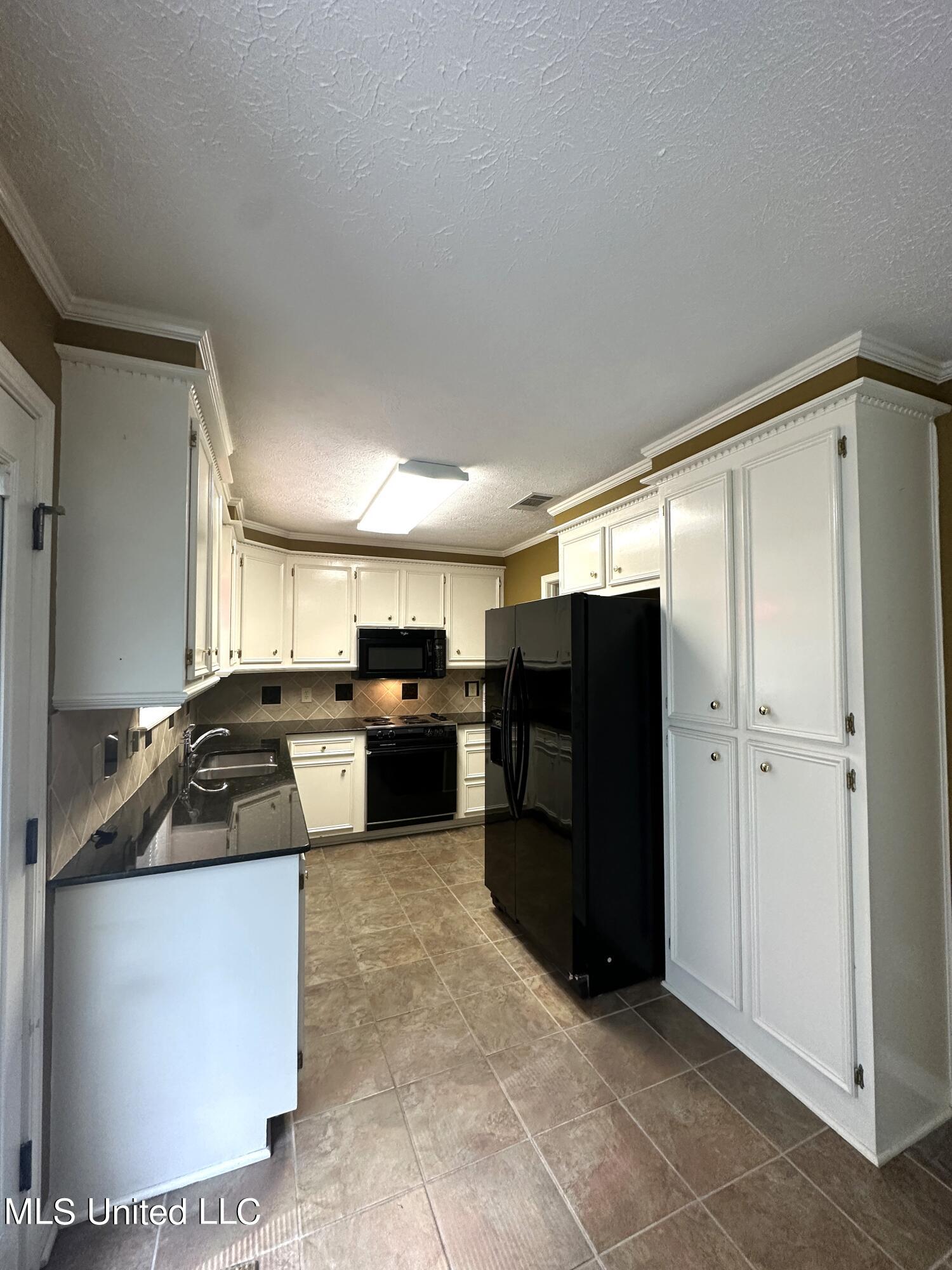 133 Harbor Road Madison, MS 39110 - Photo 10 of 34 IMG_1657