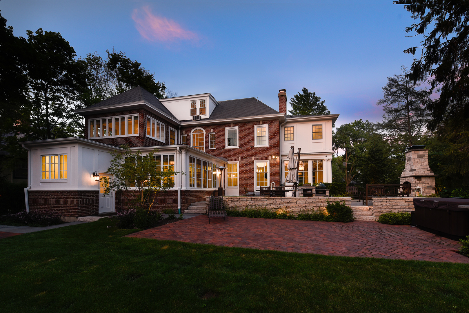 596 Arbor Vitae Road Winnetka, IL 60093 - Photo 2 of 62