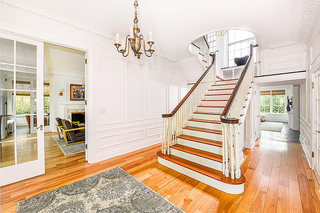 596 Arbor Vitae Road Winnetka, IL 60093 - Photo 6 of 62