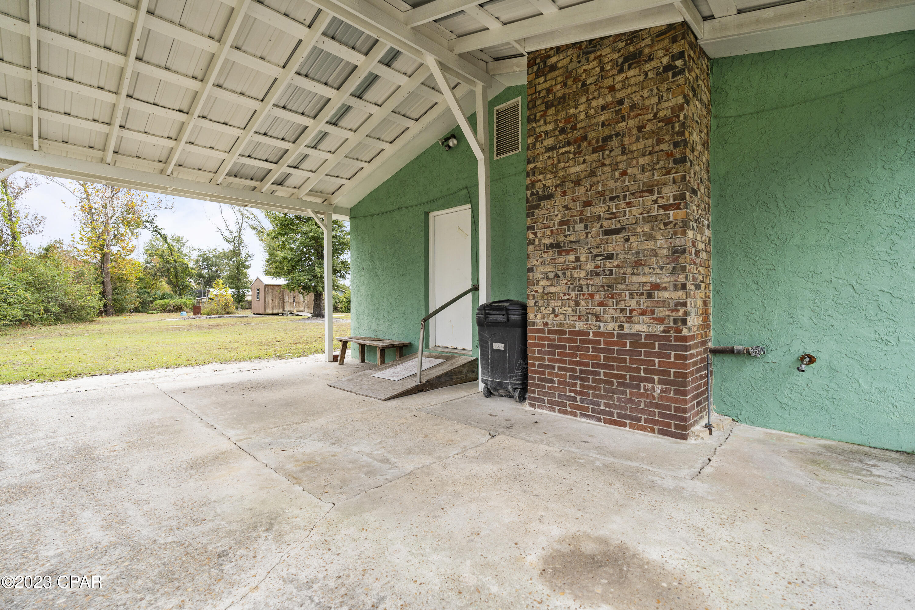 7724 Kelly Hill Road Southport, FL 32409 - Photo 4 of 23