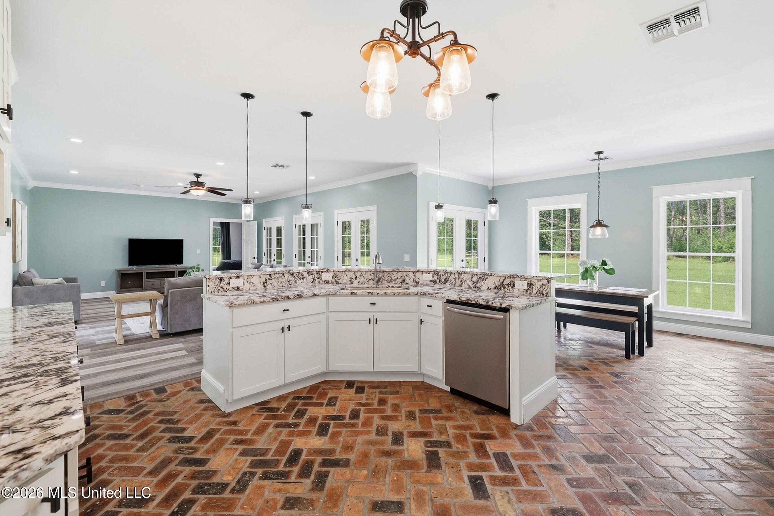 5110 Kiln Delisle Road Kiln, MS 39556 - Photo 27 of 88 Kitchen