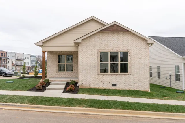 $440,000 | 241 Franklin Street, Pleasant View, TN 37146