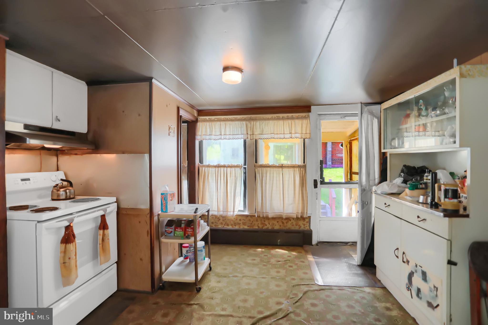 221 Main Street Tremont, PA 17981 - Photo 13 of 53