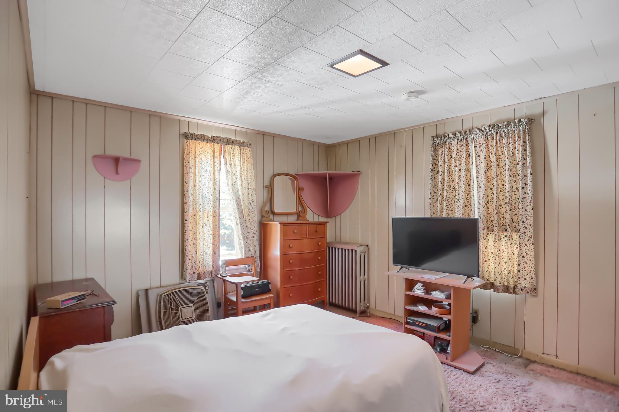 221 Main Street Tremont, PA 17981 - Photo 18 of 53