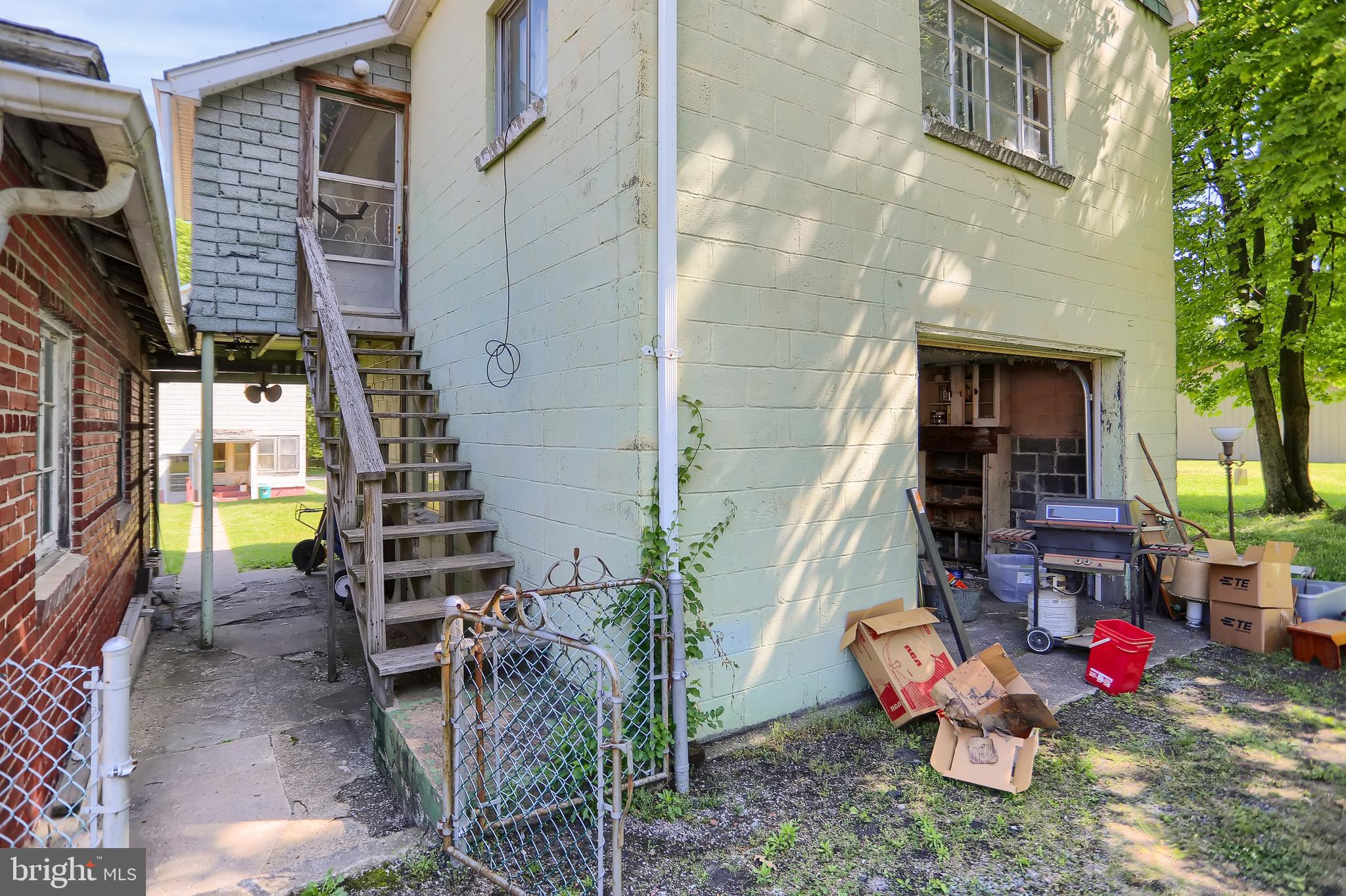 221 Main Street Tremont, PA 17981 - Photo 41 of 53