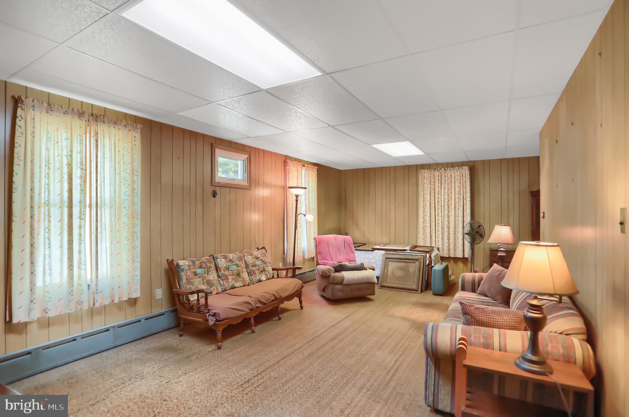 221 Main Street Tremont, PA 17981 - Photo 7 of 53