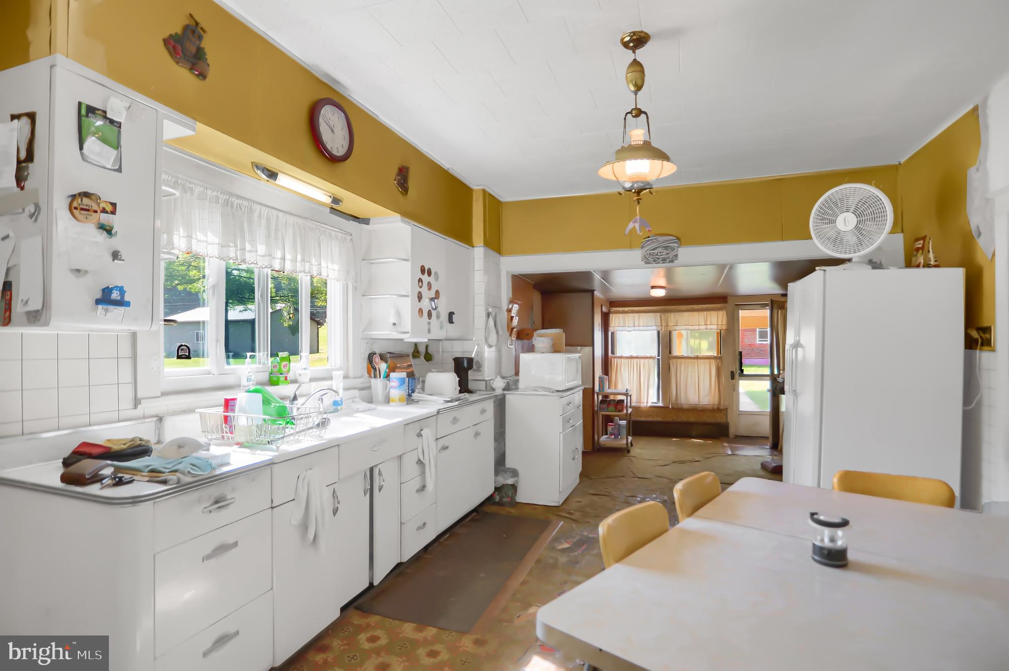 221 Main Street Tremont, PA 17981 - Photo 9 of 53