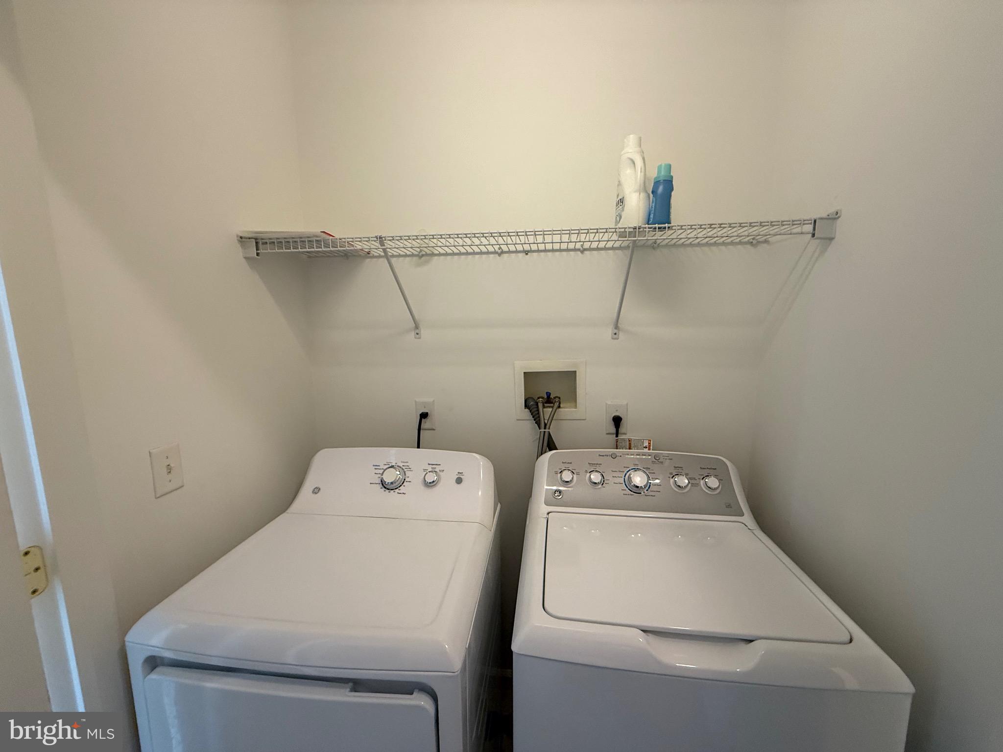 231 Masterson Court Ewing, NJ 08618 - Photo 33 of 43 a utility room with dryer and washer
