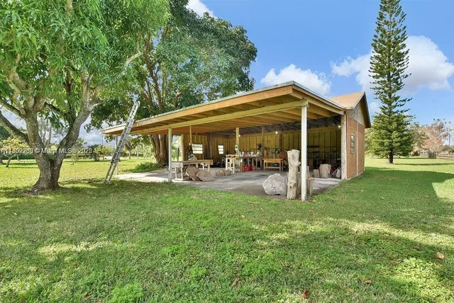 $15,000 | 5425 Southwest 190th Avenue, Unit 1, Southwest Ranches, FL 33332