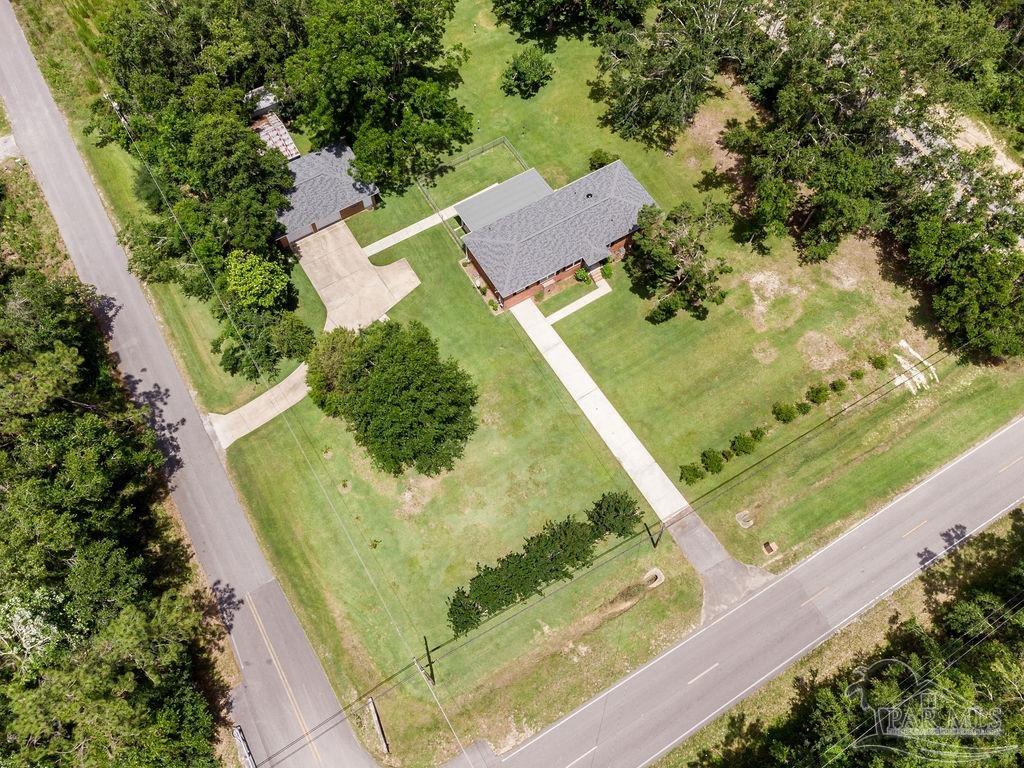 3219 Stefani Road Cantonment, FL 32533 - Photo 3 of 48 Gallery Image 3