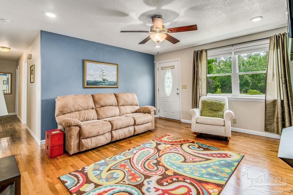 3219 Stefani Road Cantonment, FL 32533 - Photo 7 of 48 Gallery Image 7