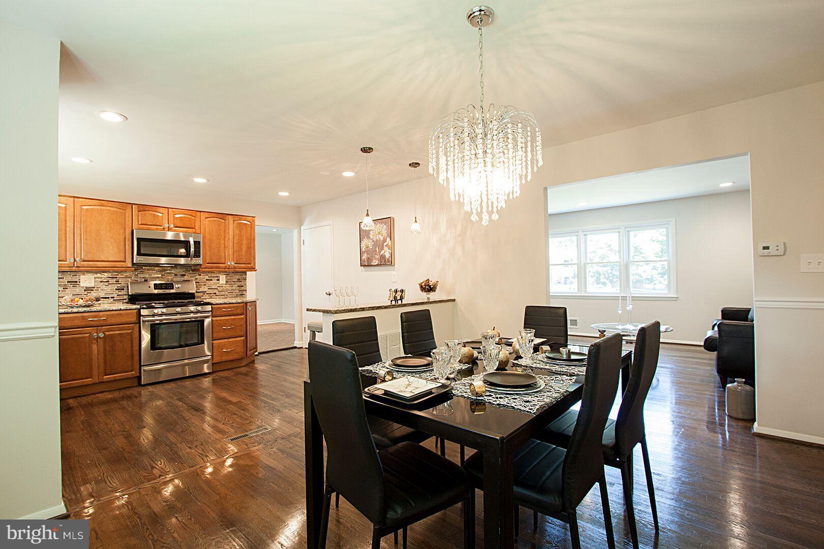 315 Cherry Chapel Road Reisterstown, MD 21136 - Photo 12 of 30 Dining Room