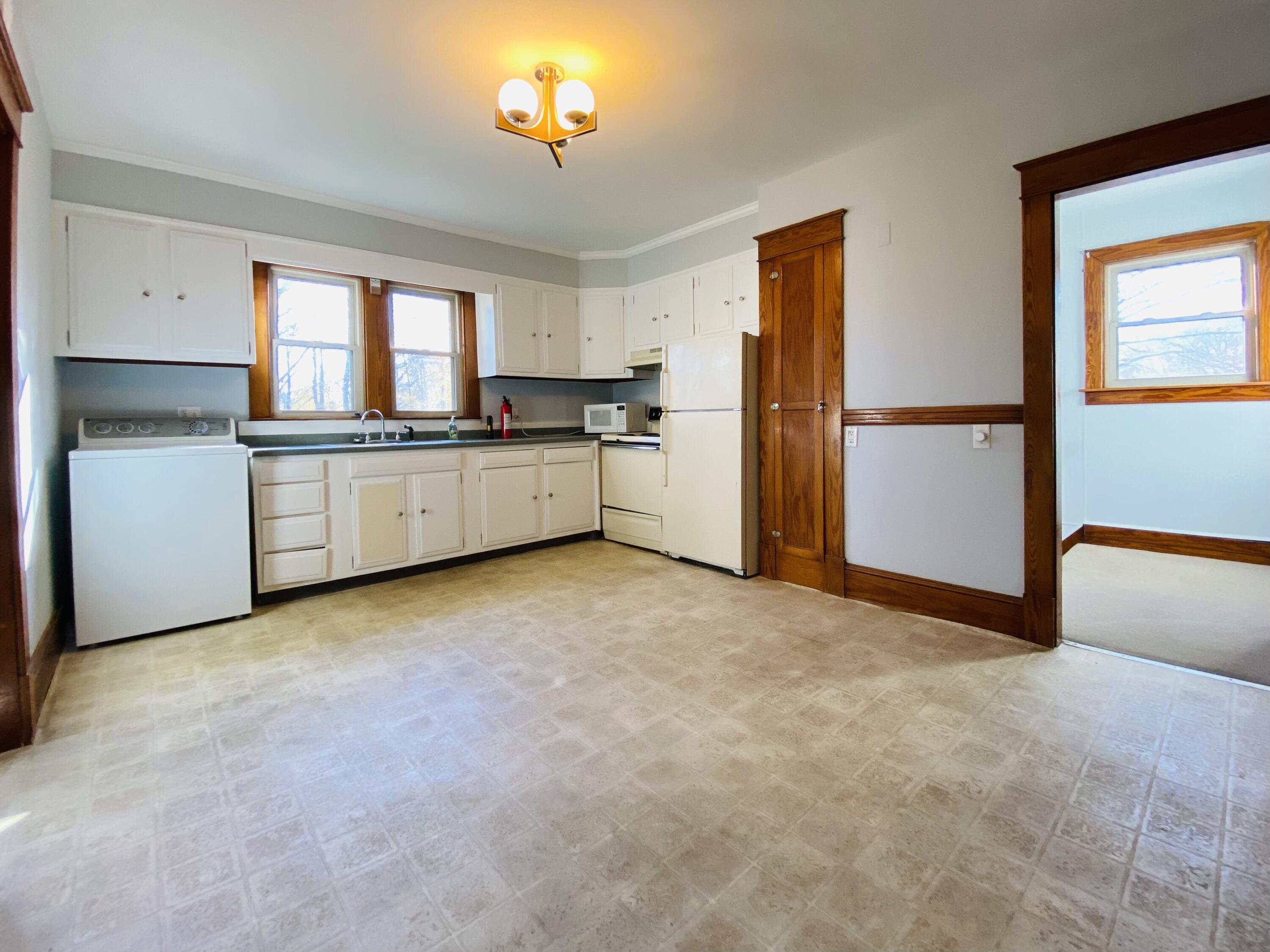 61 Spring Street Westbrook, ME 04092 - Photo 35 of 54 2ND FLOOR KITCHEN
