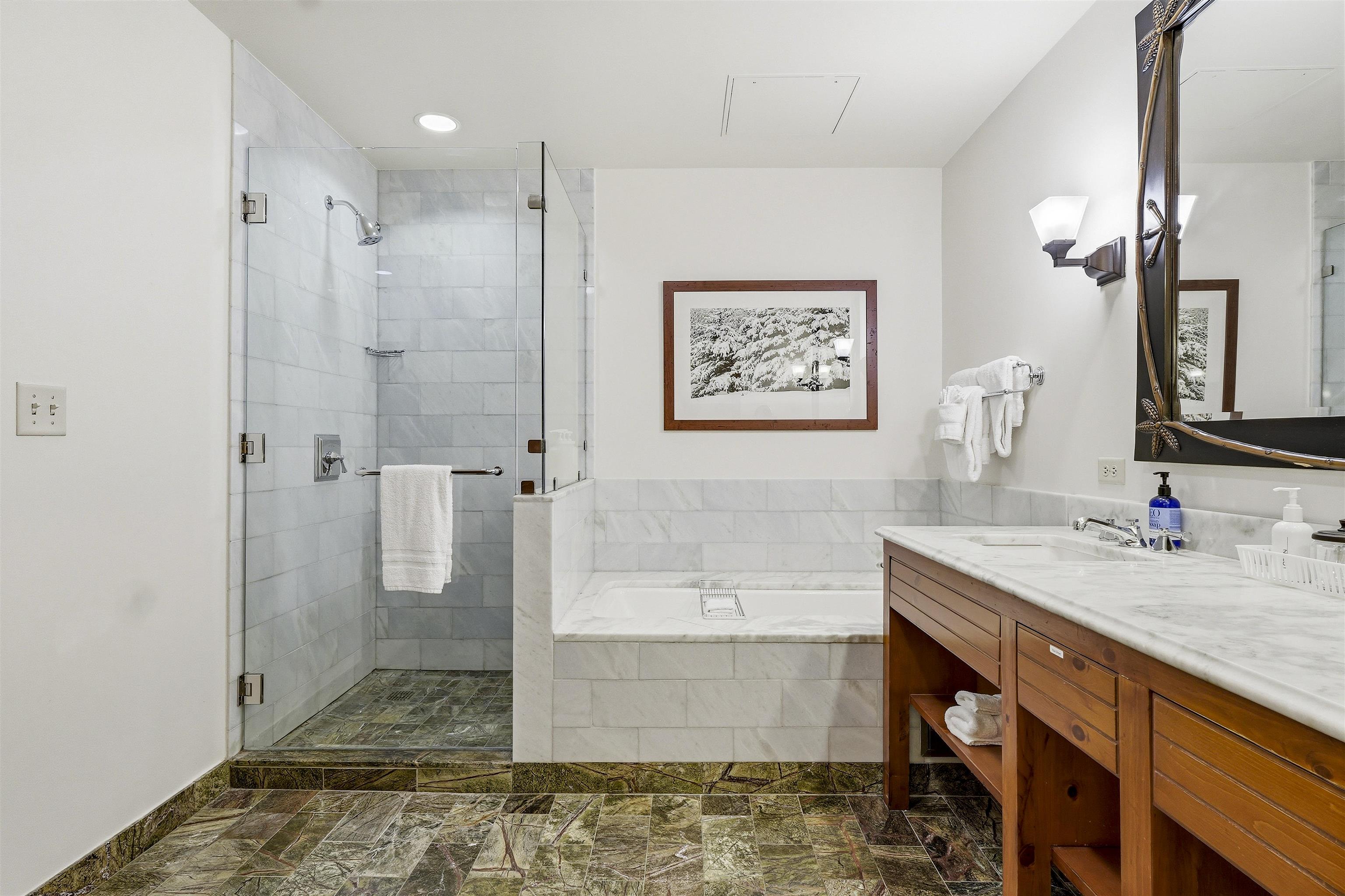 7412 Mountain Road, Unit 1206 Stowe, VT 05672 - Photo 6 of 23