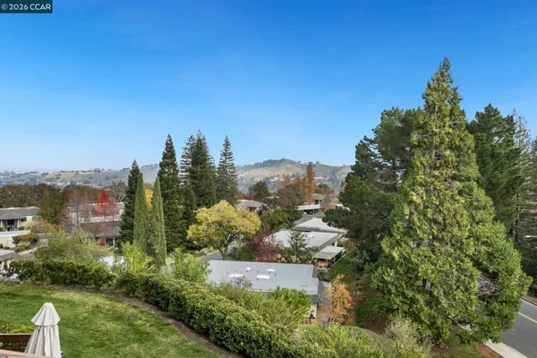 $1,250,000 | 3258 Ptarmigan Drive, Unit 3B, Walnut Creek, CA 94595