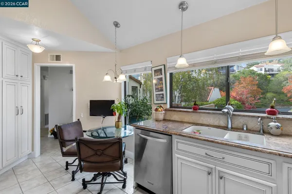 $1,250,000 | 3258 Ptarmigan Drive, Unit 3B, Walnut Creek, CA 94595