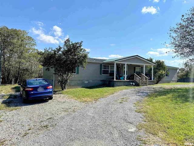 $189,900 | 65 Payne Drive, Goreville, IL 62939