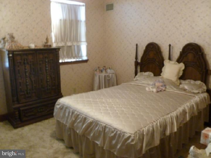 1815 Tree Street Philadelphia, PA 19145 - Photo 11 of 20 Gallery Image 11