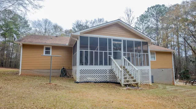 $535,000 | 6290 Highway 0054 Sharpsburg Ga 30277, Sharpsburg, GA 30277