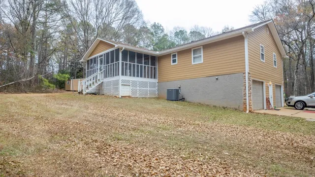 $535,000 | 6290 Highway 0054 Sharpsburg Ga 30277, Sharpsburg, GA 30277