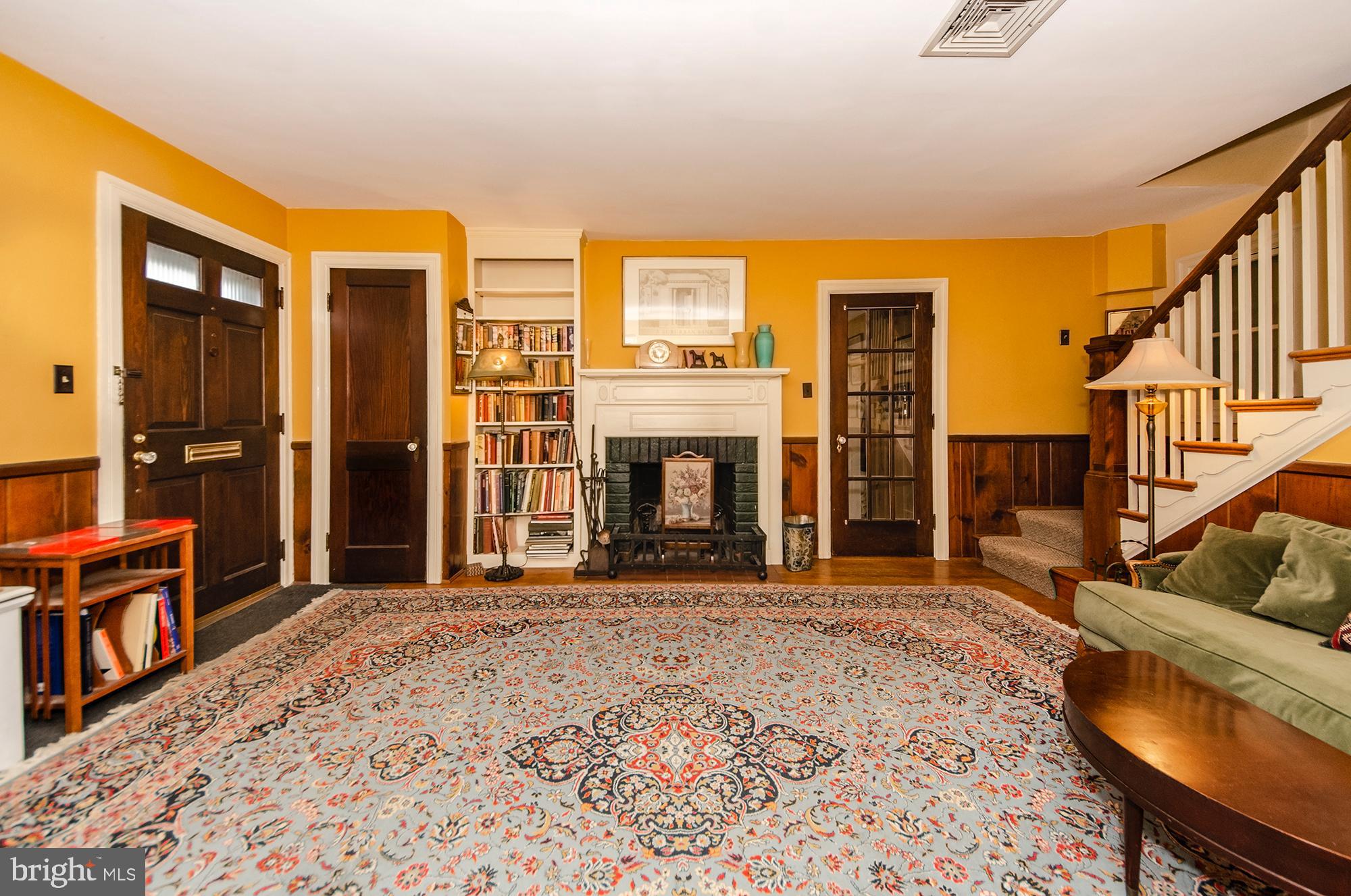 105 West George Mason Road Falls Church, VA 22046 - Photo 5 of 39 Gallery Image 5